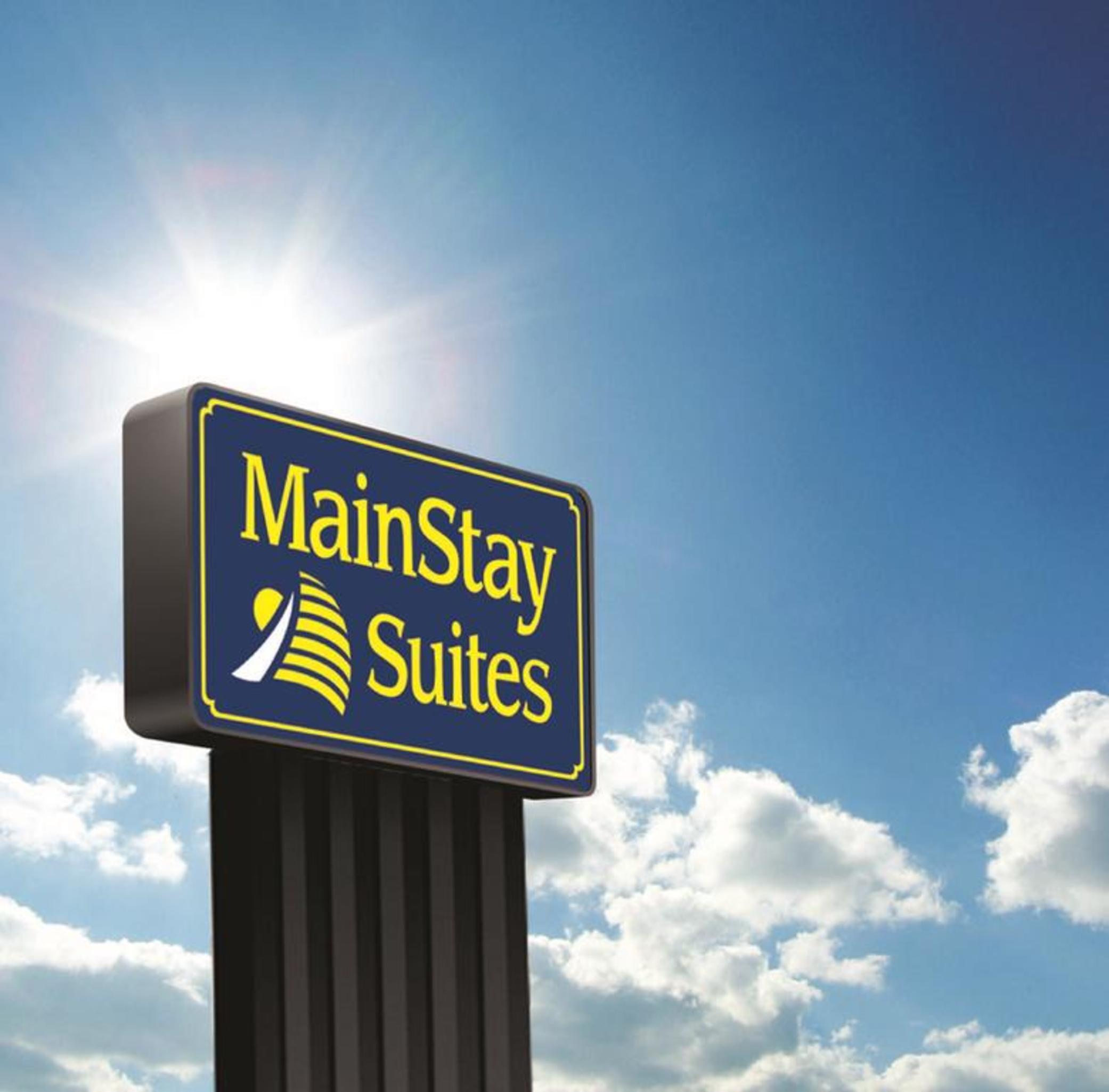 Mainstay Suites Denver International Airport Exterior photo